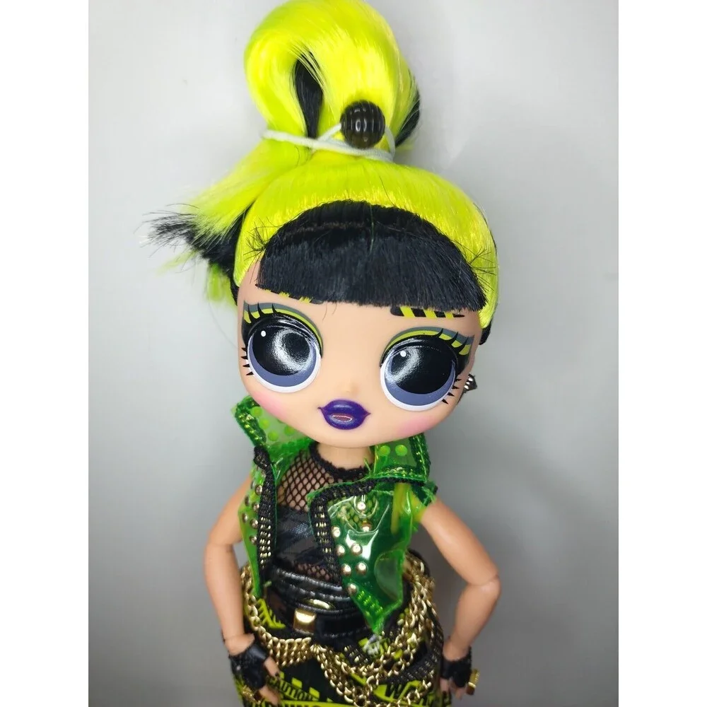 LOL Surprise OMG Remix Yellow Hair Rock Fame Queen Doll Play READ DESCRIPTION
